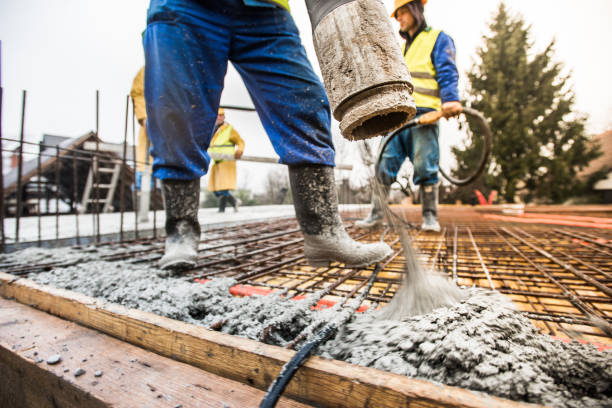 Best Best Concrete Contractor  in Loveland, CO